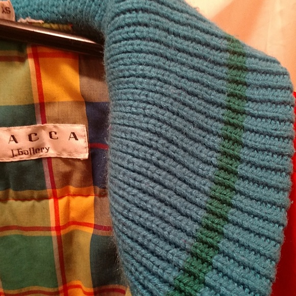 Red jacket - Picture 4 of 5